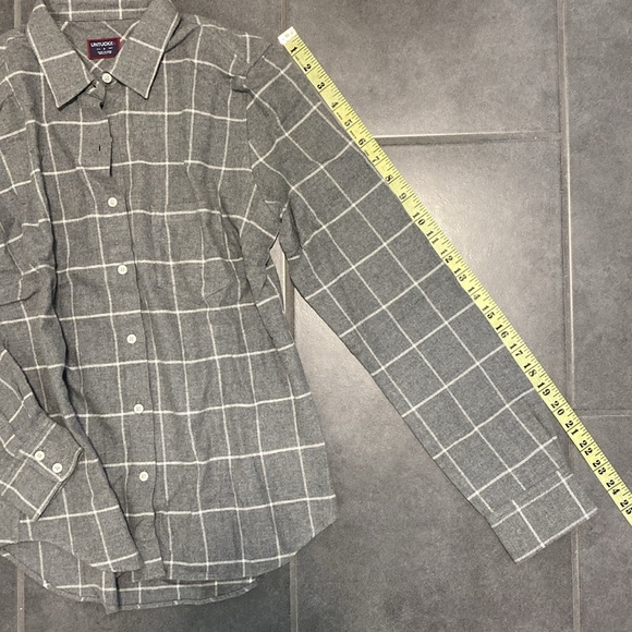 UNTUCKit Women's Windowpane Plaid Flannel Gray White - Picture 5 of 11
